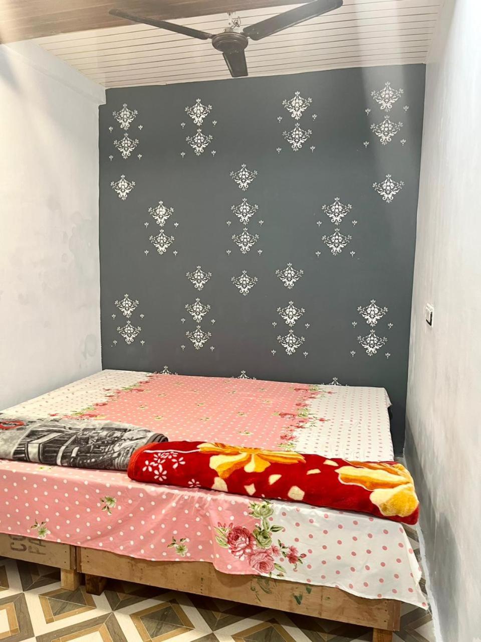 Shri Gamya Guest House Ujjain Quarto foto